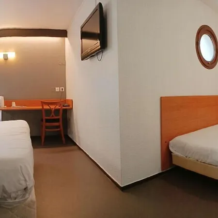 Brit L'horloge Hotel 3*