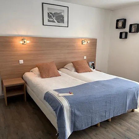Brit L'horloge 3* Besancon