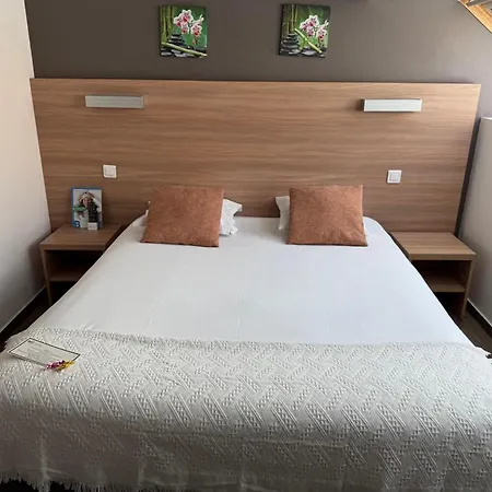 Brit L'horloge Hotel 3*